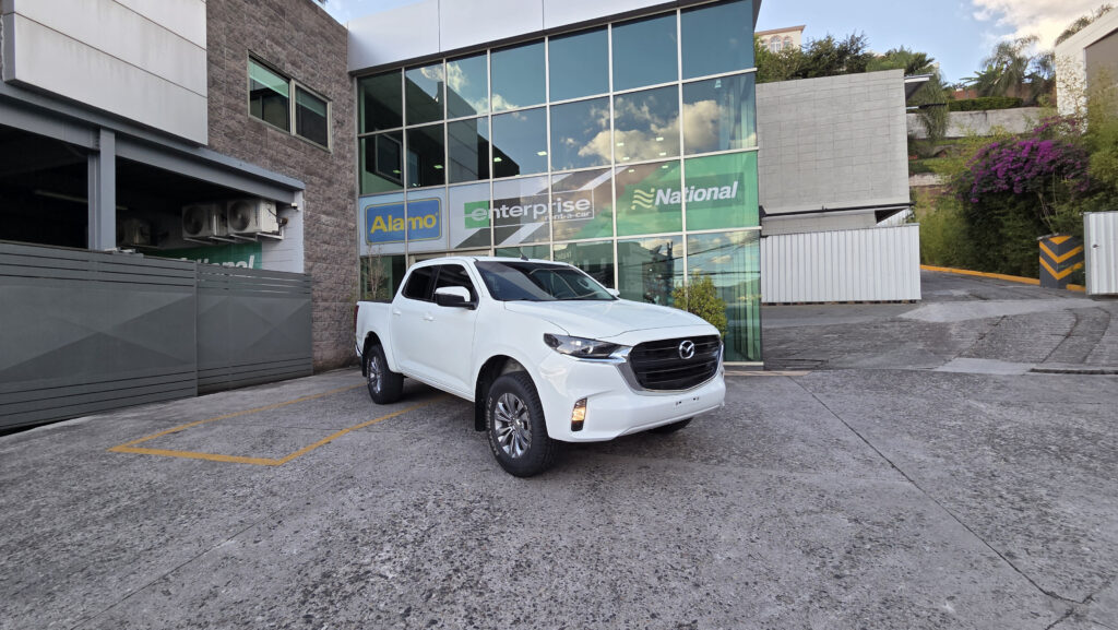 Mazda BT-50 2023