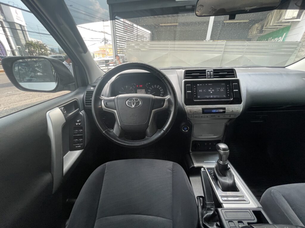 Toyota Prado 2022 - Foto 1